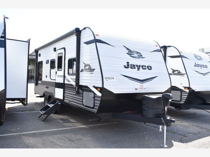 Thumbnail Photo undefined for New 2022 JAYCO Jay Flight